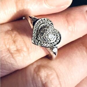 Natural diamond heart ring in solid 925 sterling silver sz 8 and sizable